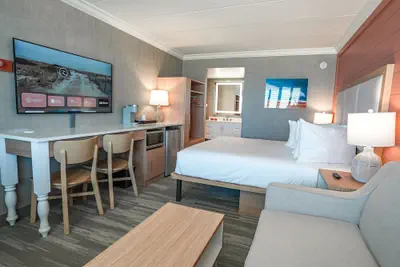 Photo 4 - Spray Beach Oceanfront Hotel