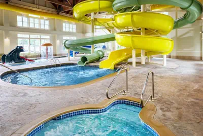Photo 2 - Hampton Inn & Suites North Conway