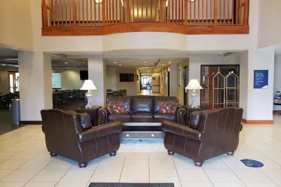 Photo 4 - Wingate by Wyndham Coon Rapids