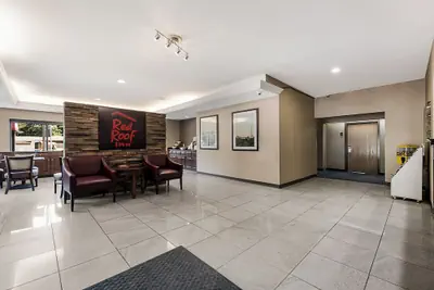 Photo 4 - Red Roof Inn Newport News - Yorktown