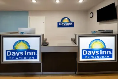 Photo 3 - Days Inn by Wyndham Hardeeville Near Hilton Head