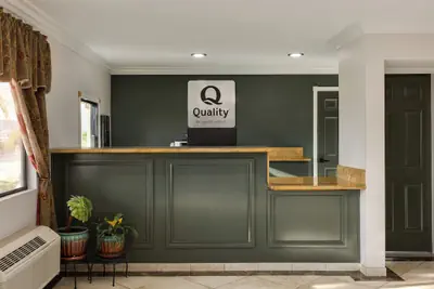Photo 3 - Quality Inn Lake Elsinore I-15