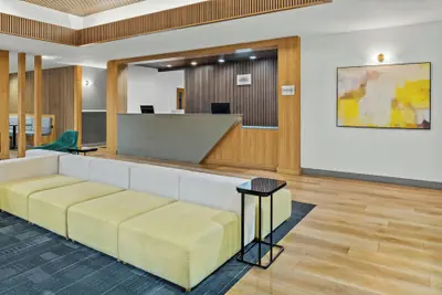 Photo 4 - Fairfield Inn and Suites by Marriott Sacramento Elk Grove