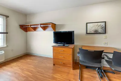 Photo 5 - Extended Stay America Select Suites - Wichita - Airport