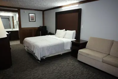 Photo 2 - Rittiman Inn And Suites