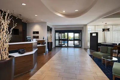 Photo 2 - Courtyard by Marriott Austin Airport