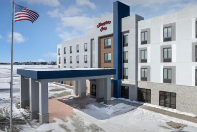 Photo 2 - Hampton Inn Waterloo Cedar Valley