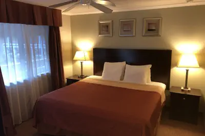 Photo 4 - Global INN