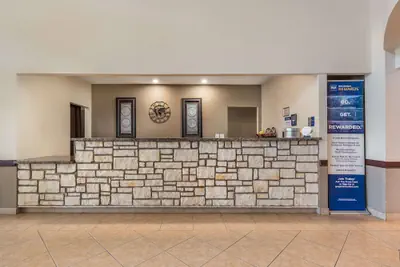 Photo 5 - Best Western La Grange Inn & Suites