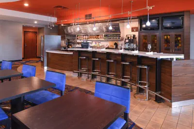 Photo 2 - Courtyard by Marriott Pittsburgh Monroeville