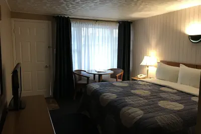 Photo 2 - Moonlite Motel Niagara Falls