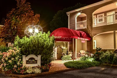 Photo 2 - Bar Harbor Manor