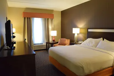 Photo 5 - Holiday Inn Express Hotel & Suites Watertown-Thousand Island by IHG