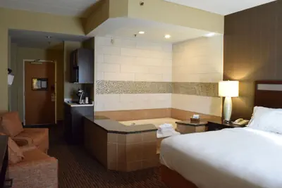 Photo 2 - Holiday Inn Express Hotel & Suites Watertown-Thousand Island by IHG
