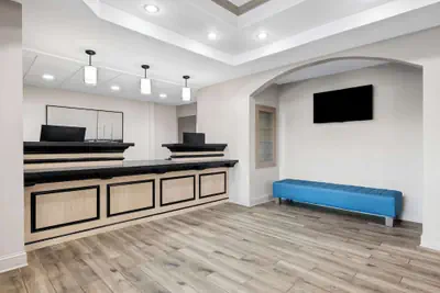 Photo 4 - Best Western Dartmouth-New Bedford