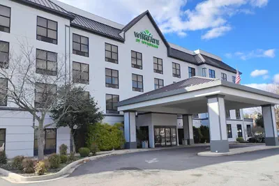 Photo 2 - Wingate by Wyndham North East