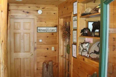 Photo 2 - Kiwassa Lake Bed & Breakfast