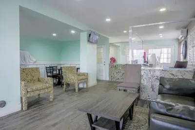 Photo 3 - Economy Inn Buttonwillow Bakersfield I-5