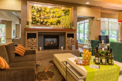 Photo 3 - Hilton Garden Inn Charlottesville