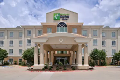 Photo 2 - Holiday Inn Express Hotel & Suites Sherman Highway 75 by IHG