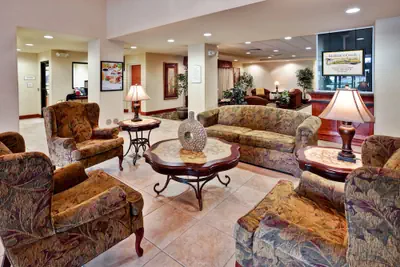 Photo 3 - Holiday Inn & Suites Ann Arbor Univ Michigan Area by IHG