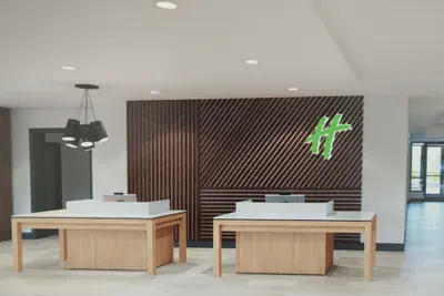 Photo 4 - Holiday Inn & Suites Ann Arbor Univ Michigan Area by IHG