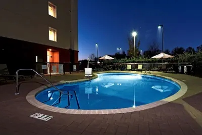Photo 2 - Hampton Inn Statesville