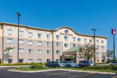 Photo 2 - Comfort Suites Wixom - Novi
