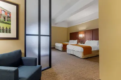 Photo 5 - Comfort Suites Savannah North I-95