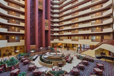 Photo 4 - Embassy Suites by Hilton Charlotte Concord Golf Resort & Spa