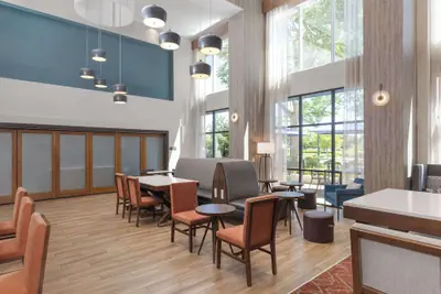 Photo 4 - Hampton Inn & Suites Yuba City
