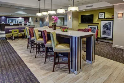 Photo 4 - Hampton Inn by Hilton Dunn