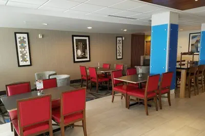 Photo 3 - Holiday Inn Express & Suites Daphne- Spanish Fort Area by IHG
