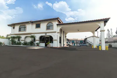 Photo 3 - Magnolia Tree Hotel - Near Anaheim Convention Center