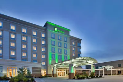 Photo 2 - Holiday Inn Kansas City Airport by IHG