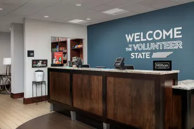 Photo 2 - Hampton Inn Knoxville East