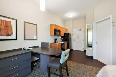 Photo 5 - Candlewood Suites Medford by IHG