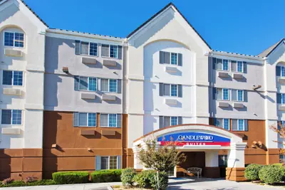 Photo 2 - Candlewood Suites Medford by IHG