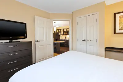 Photo 5 - Candlewood Suites Polaris by IHG