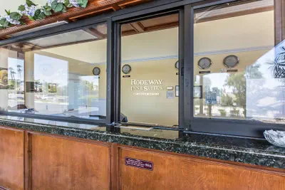 Photo 3 - Rodeway Inn & Suites Canyon Lake-Menifee West