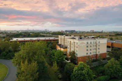 Photo 2 - Residence Inn by Marriott East Rutherford Meadowlands