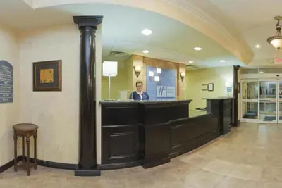 Photo 3 - Holiday Inn Express Hotel & Suites Frankfort by IHG
