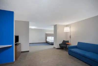 Photo 4 - Holiday Inn Express Hotel & Suites Frankfort by IHG