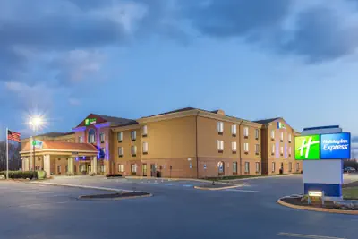 Photo 2 - Holiday Inn Express Charles Town by IHG