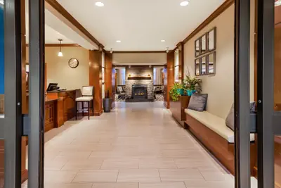 Photo 4 - Staybridge Suites Kalamazoo by IHG