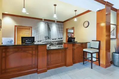 Photo 5 - Staybridge Suites Kalamazoo by IHG