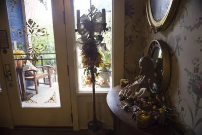 Photo 3 - Stay Fairfield - Fairfield Place and Fairfield Manor Bed & Breakfast
