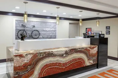 Photo 5 - Hampton Inn & Suites Houston-Bush Intercontinental Aprt
