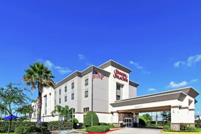 Photo 2 - Hampton Inn & Suites Houston-Bush Intercontinental Aprt