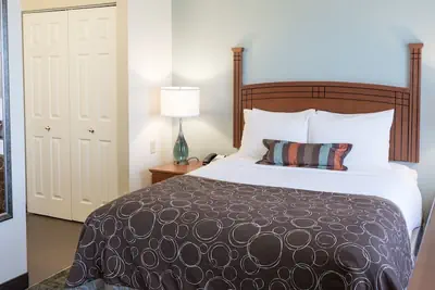 Photo 4 - Staybridge Suites Fargo by IHG